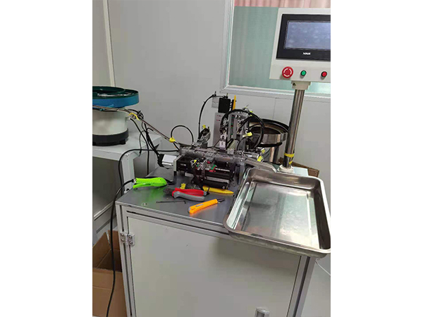全自動組裝機